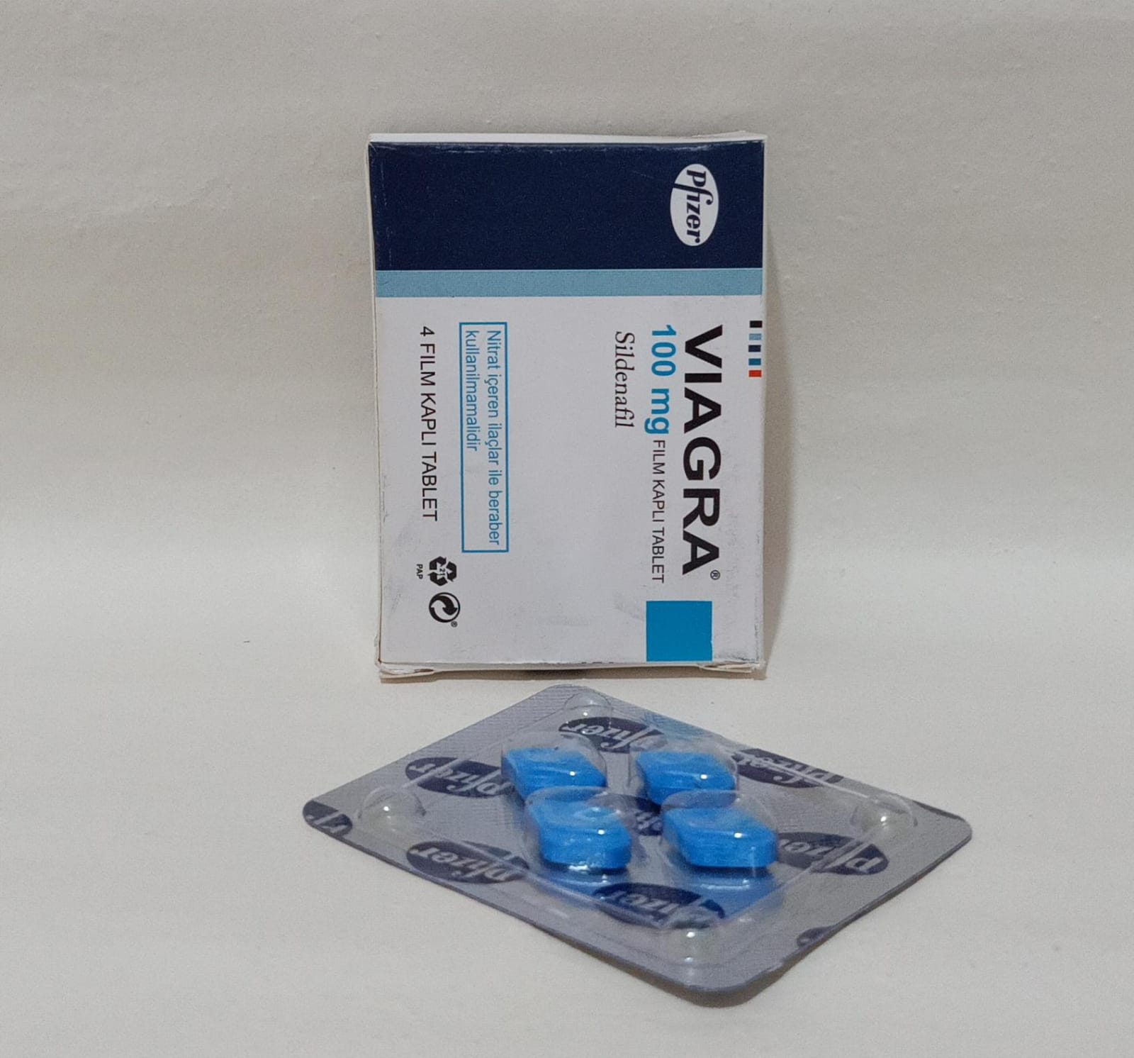 VGA 100 4 TB